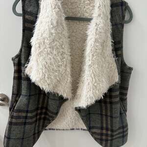 Jodifl Women's Plaid Sherpa Lined Open Front Vest